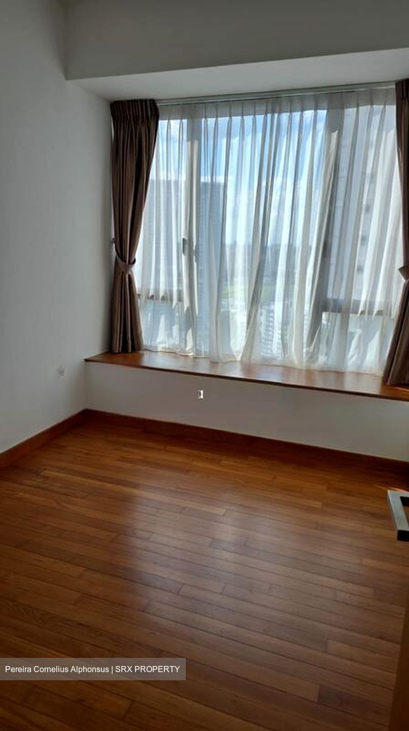 Vista Residences (D12), Condominium #577223271